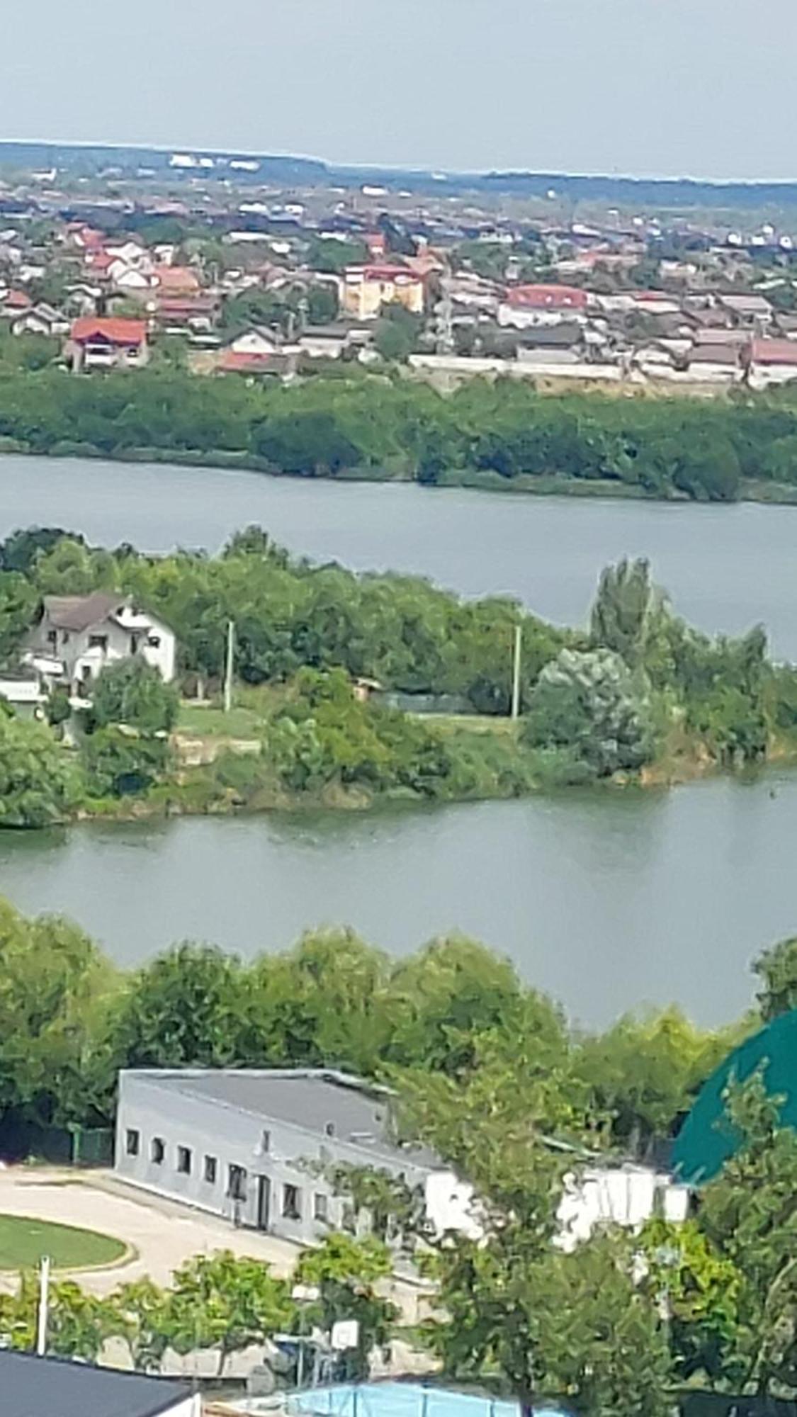 Panorama Mega Apartament Pantelimon Boekarest Buitenkant foto
